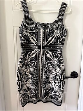 Farm Rio Knit Black and White Patterned Sleeveless Bodycon Dress